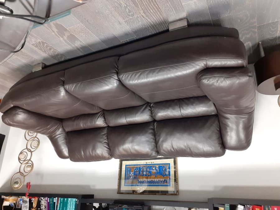 leather settee cleaner
